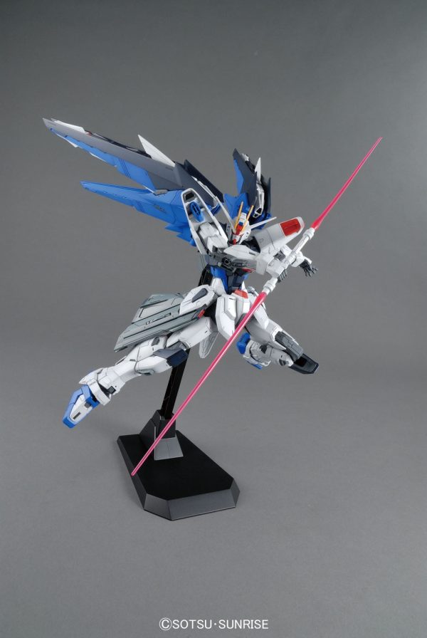 ZGMF-X10A FREEDOM GUNDAM VER.2.0  GUNDAM SEED  BANDAI, MG Discount