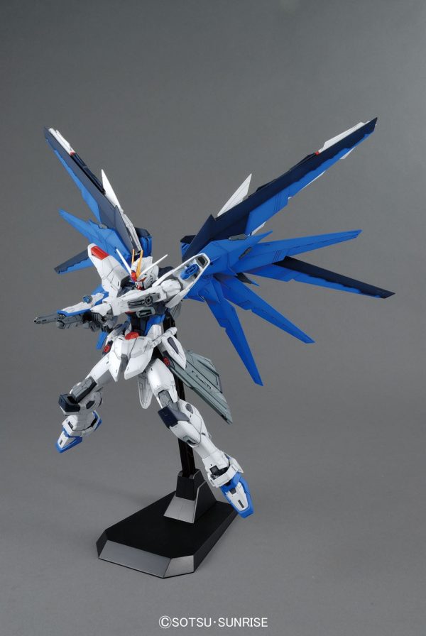 ZGMF-X10A FREEDOM GUNDAM VER.2.0  GUNDAM SEED  BANDAI, MG Discount